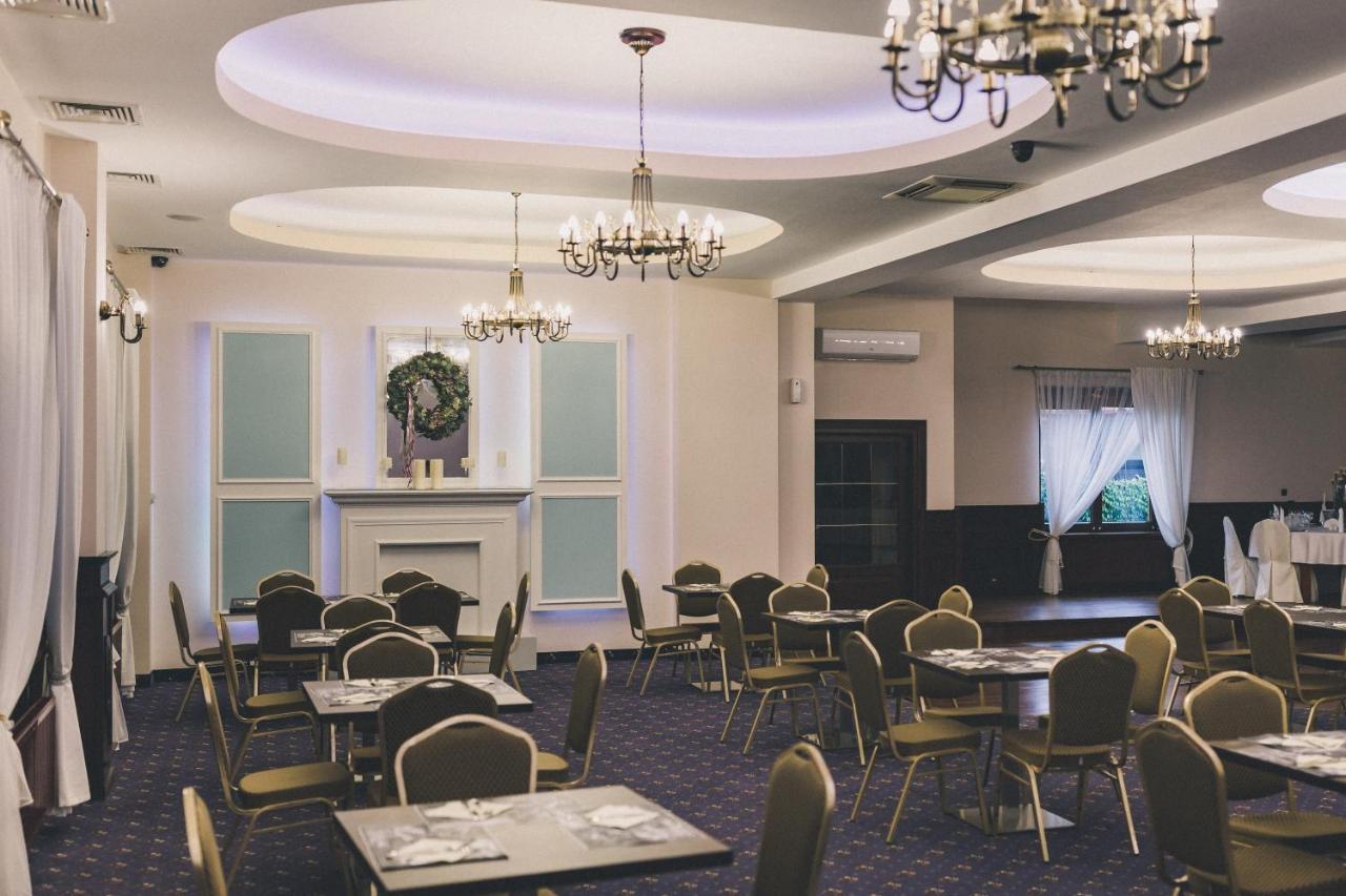 Hotel Czardasz Spa & Wellness Płock Extérieur photo