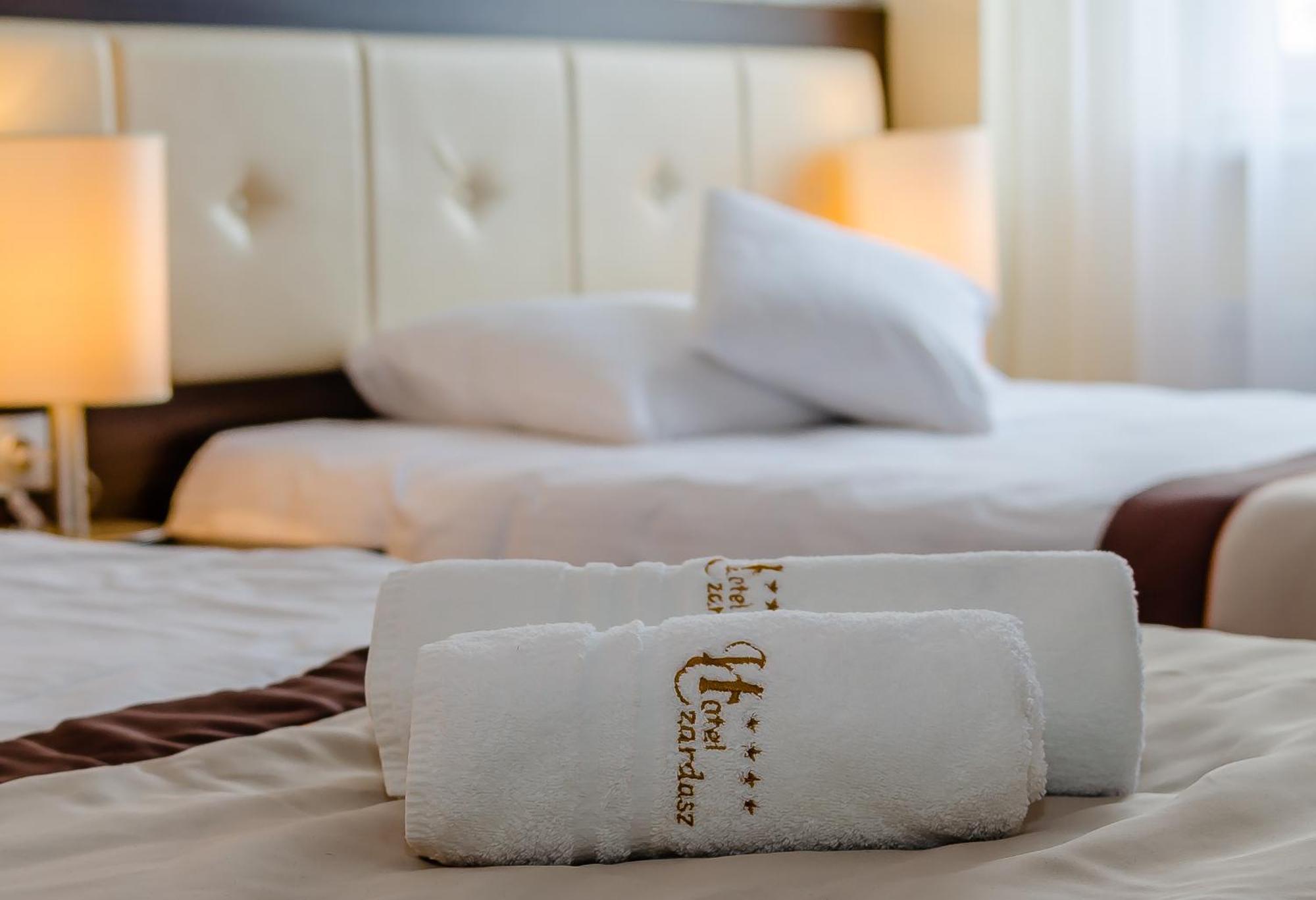 Hotel Czardasz Spa & Wellness Płock Extérieur photo